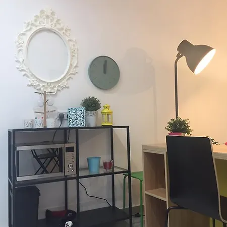 Papados Court Apartment *