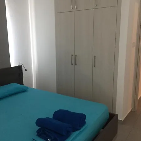 Papados Court Appartement *