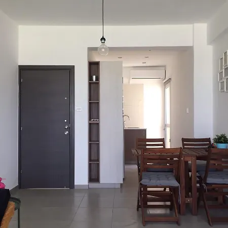 Papados Court * Paphos
